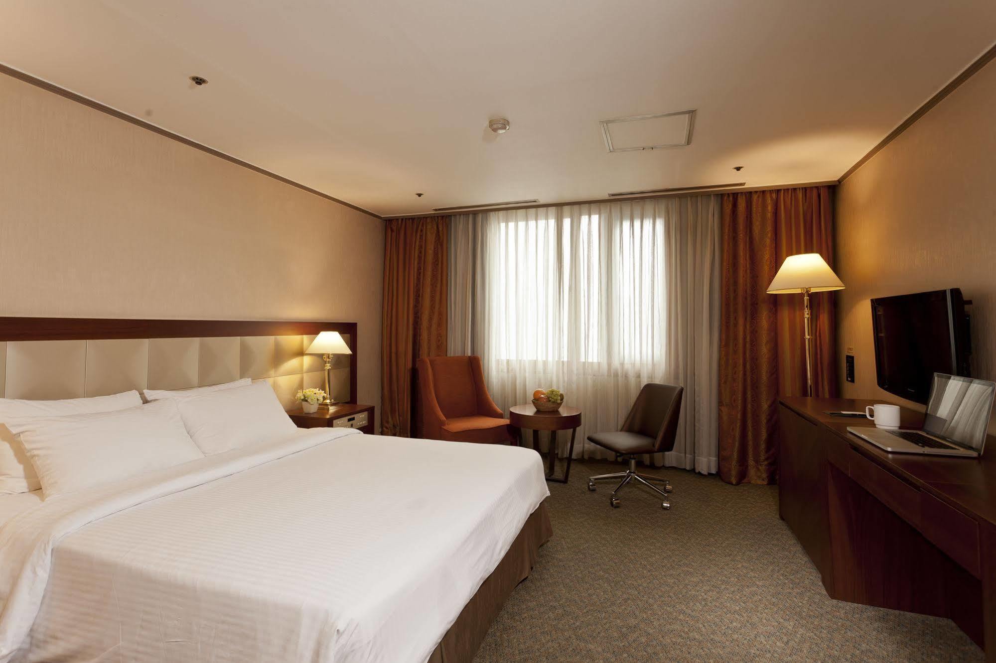Yousung Hotel Daejeon Exterior photo