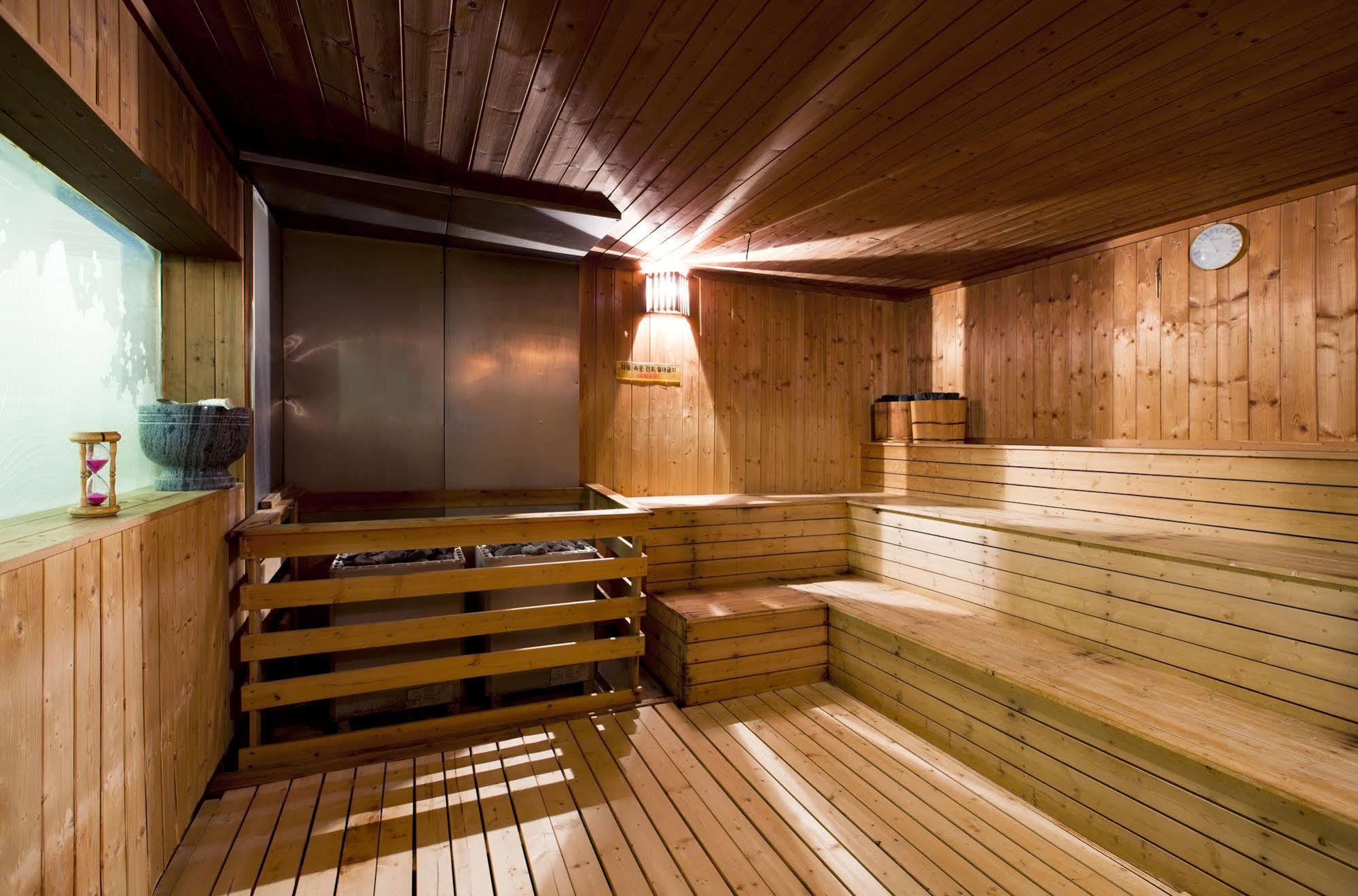 Yousung Hotel Daejeon Exterior photo